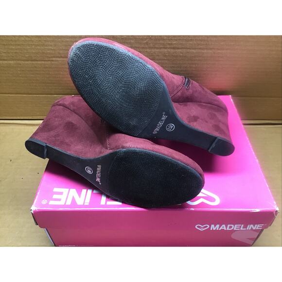 Madeline Perfumed Raspberry Fabric Wedge Ankle Boots Booties Women's 8.5 Box - Picture 8 of 9